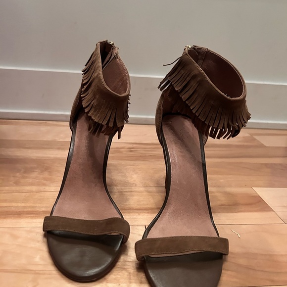 Joie Alex fringe leather heeled sandals 38 1/2 - Picture 5 of 9